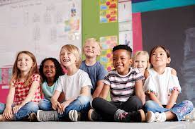 २०२७ सालमा स्थानीय समाजसेवीहरु २७ जनाले बालबालिकालाई शिक्षा दिनका लागि निजीस्रोतमा शिक्षक ब्यवस्थापन गरेर संचालनमा ल्याएको यस विद्यालयलाई तत्कालीन सरकारले २०३२ मंसिर १५ गतेदेखि स्वीकृति दिएको थियो । ग्रामीण क्षेत्रका बिपन्न आर्थिक अवस्थाका अभिभावकहरुका बालबालिकालाई स्थानीय स्तरमै गुणस्तरीय तथा जीवनउपयोगी सीप सहितको शिक्षा प्रदान गर्न यो विद्यालयले स्थापनाकालदेखि नै प्रयास गरिरहेको छ । 